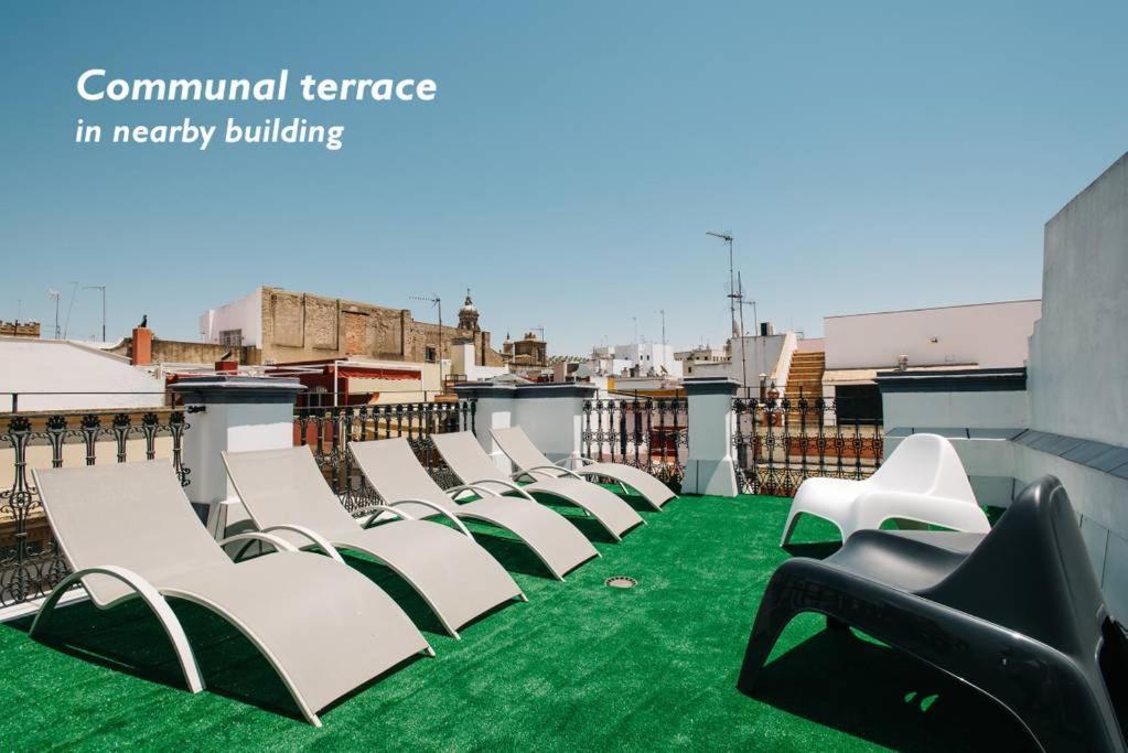 Hostly Rivero 2B Center-Fibre-Communal Terrace-Parking Optional-Cless セビリア エクステリア 写真